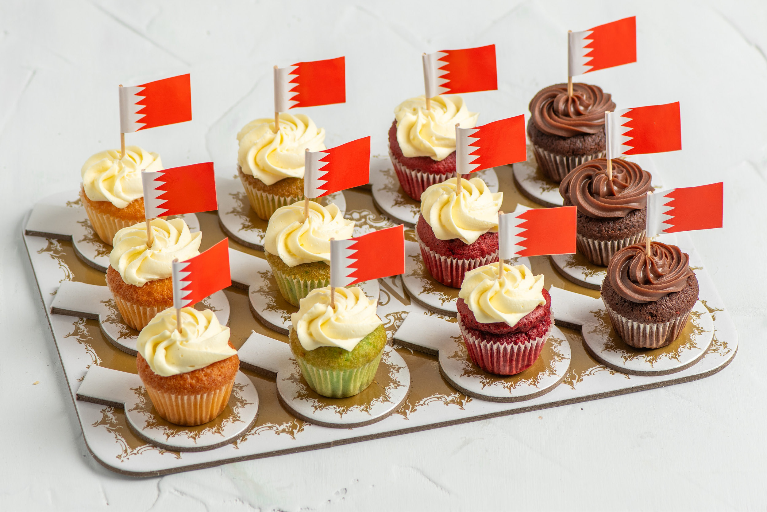 BH Mini frosted cupcakes