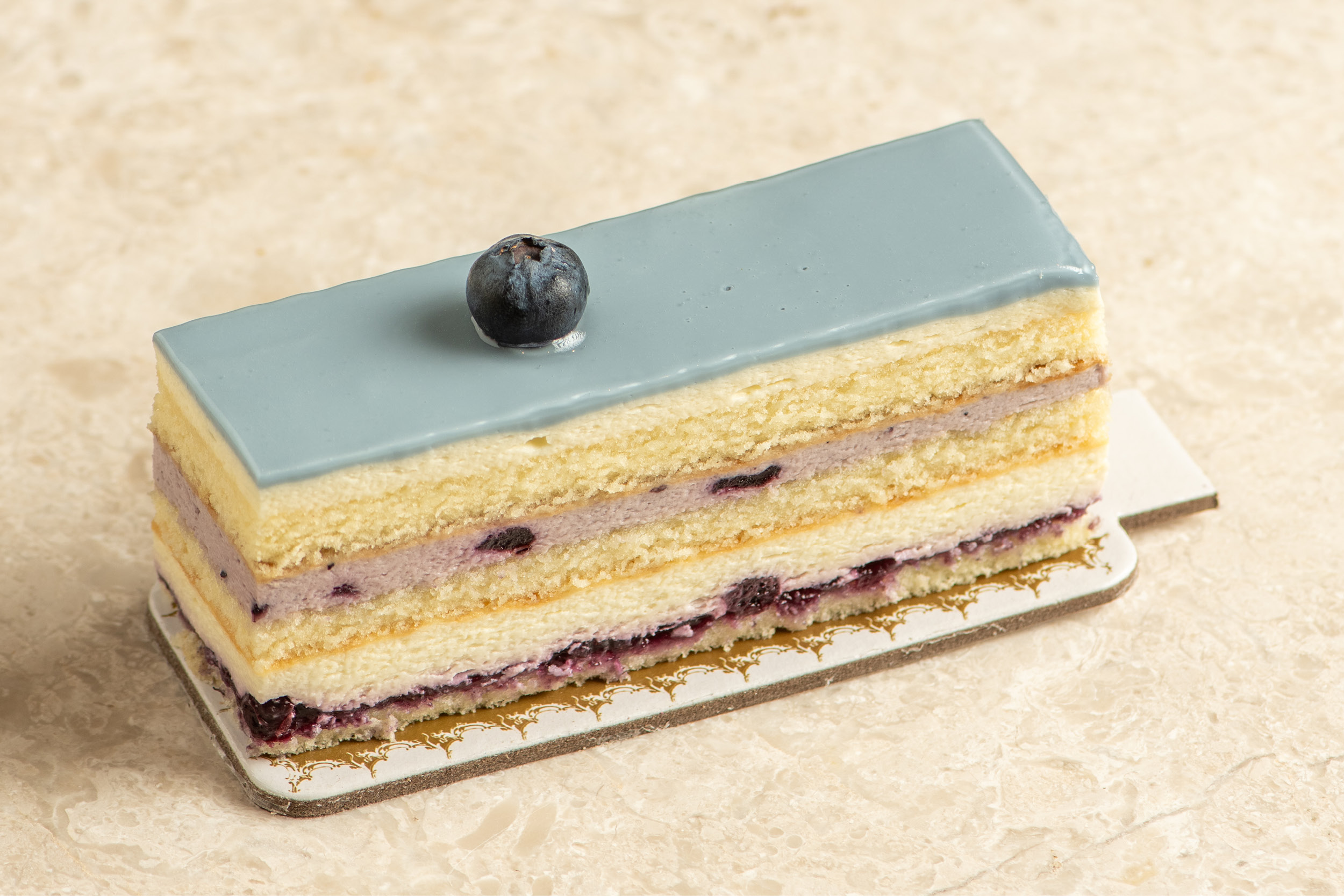 Blueberry cake (pastry)