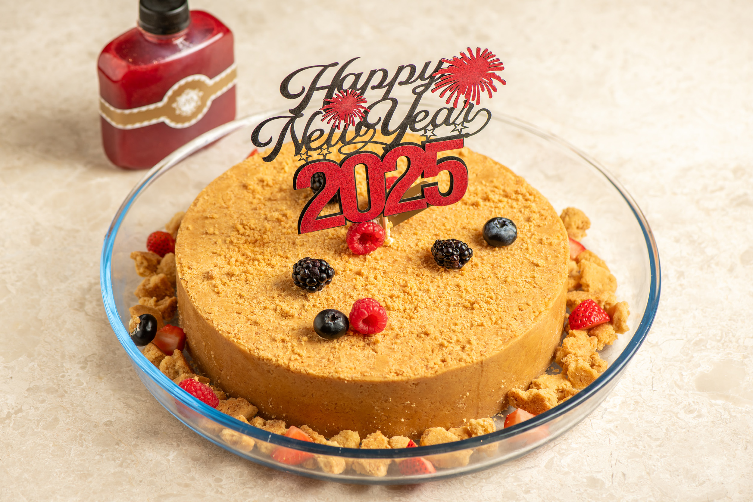 Strawberry Crumble Cheesecake